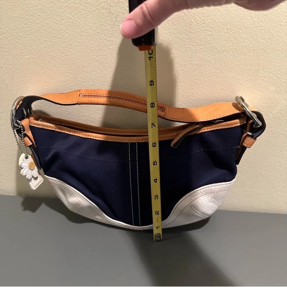 Vintage Y2K Coach SoHo mini Hobo
Navy and White style 4431 (2004) - Picture 10 of 14